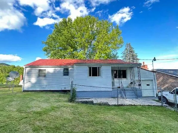 158 Super Hill Dr, Keokee, VA 24265
