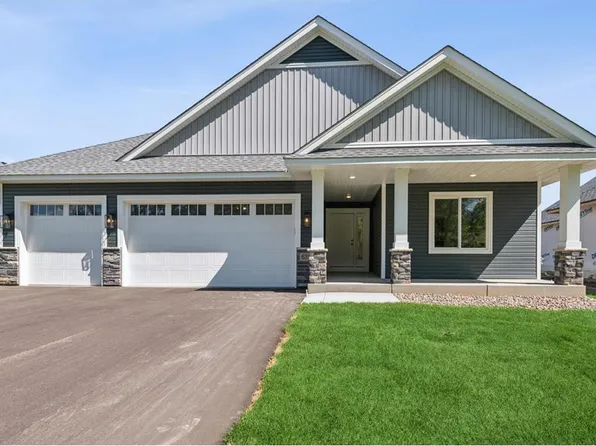 6392 Goodwin Ln, Wyoming, MN 55092