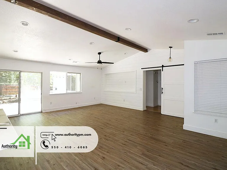 2151 Hemingway St — Photo 9