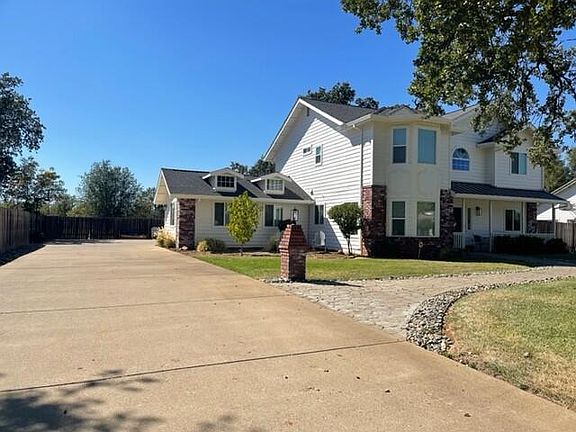 3rd image of 6736 Eastmont Dr