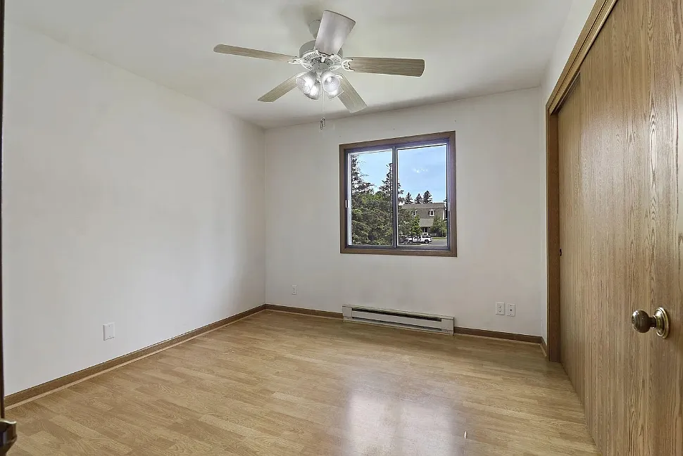 2 bed, 1086 sqft, $1,600 — Photo 3