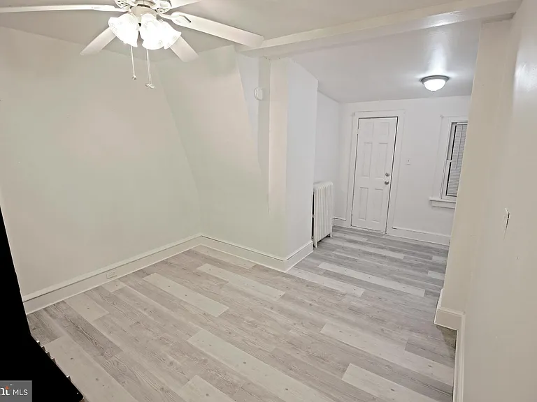 1016 N 11th St #3 — Photo 5