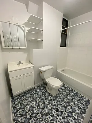 Rented by Peter R. Hungerford, LREB | media 19