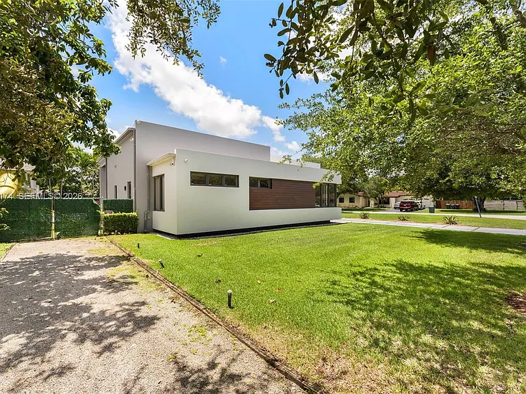15315 SW 84th Ave — Photo 7