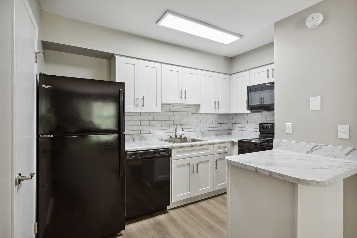 The Park Apartments — Photo 3