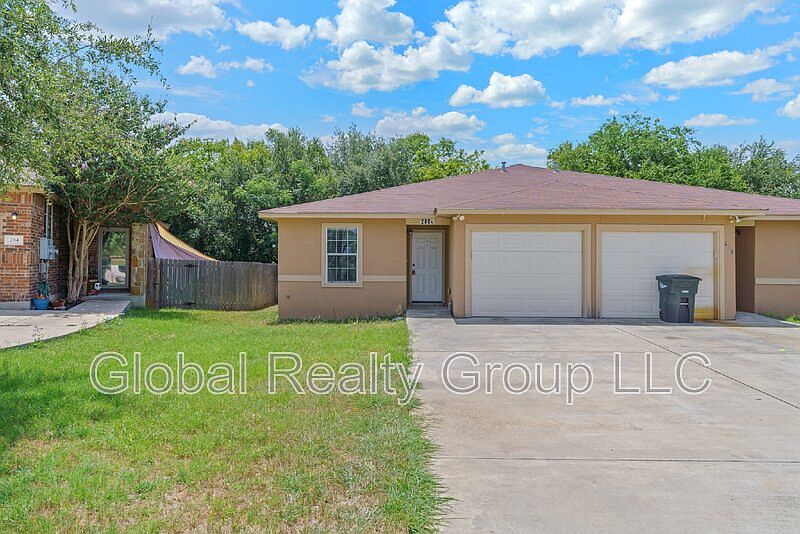 1st image of 280 Rosalie Dr #A