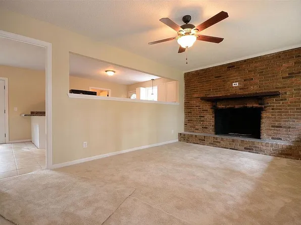 221 Stirlington Rd, Columbia, SC 29212
