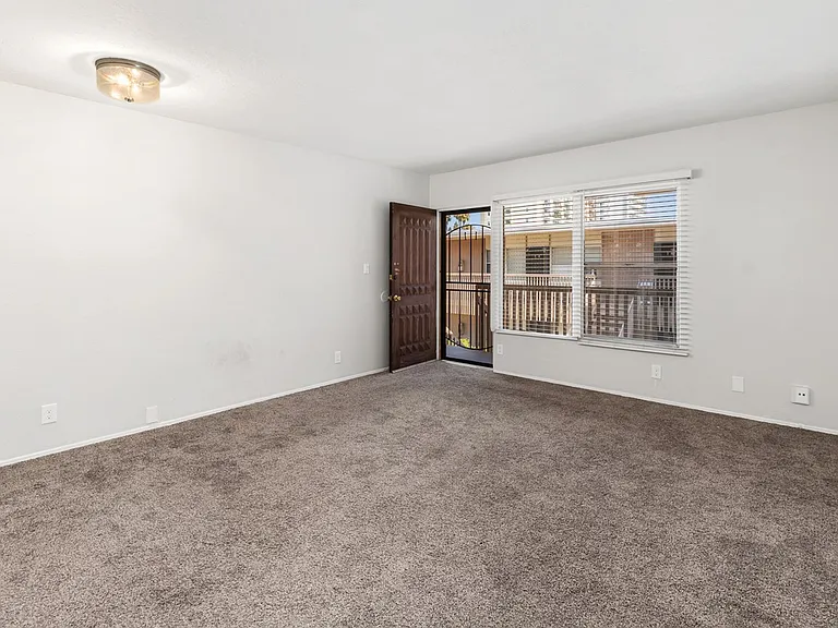 3820 Georgia St #11 — Photo 5