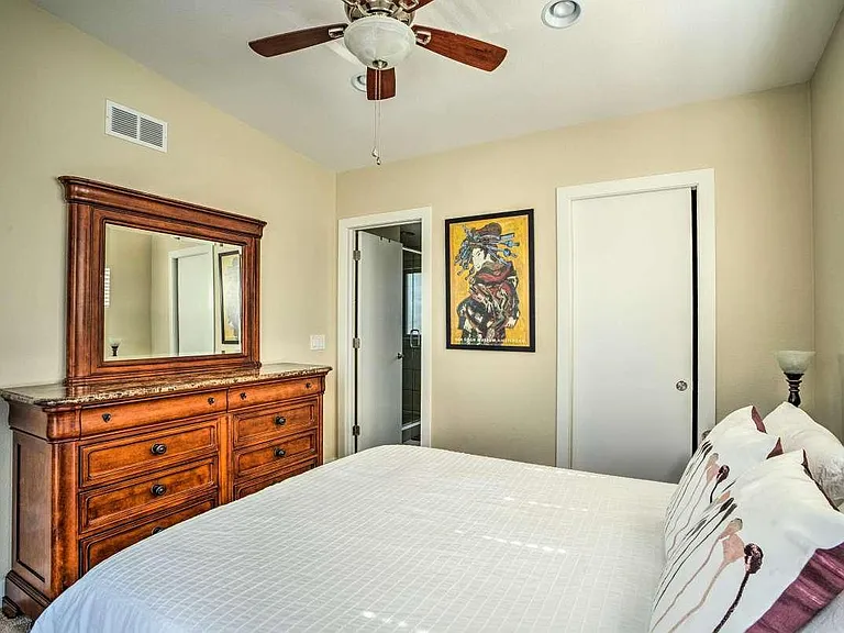 2154 Decatur St — Photo 19