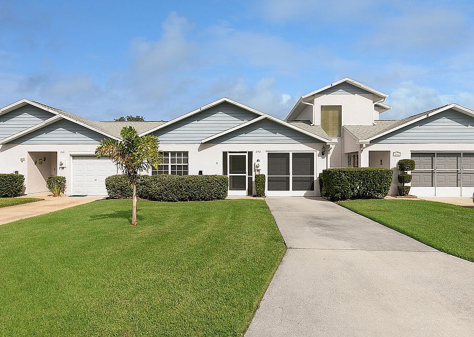 1st image of 842 Villa Dr