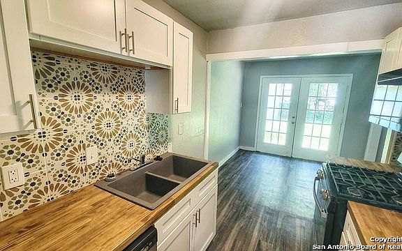 4th image of 527 Valley Park Dr