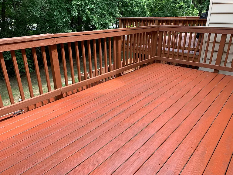 deck (connect to the main floor)