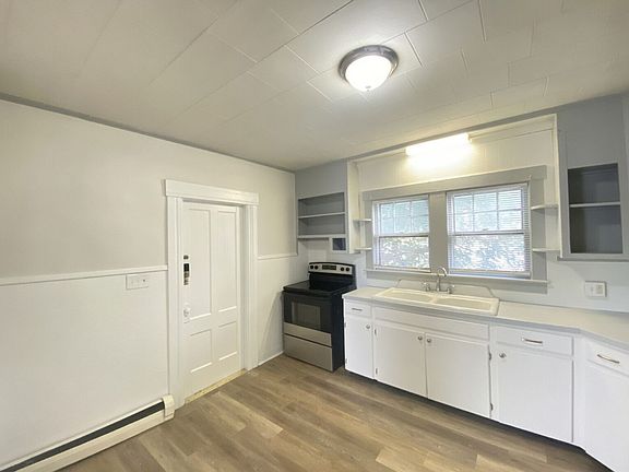 3rd image of 43 Ashland St #2