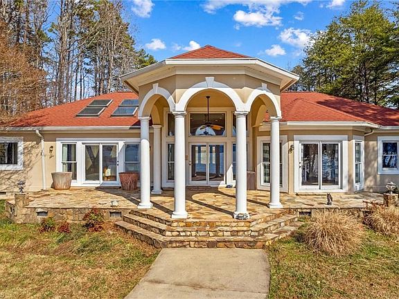 3rd image of 9145 Bringle Ferry Rd