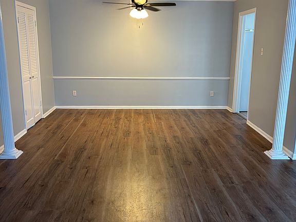 4th image of 3730 Fairfield Ave Unit 205