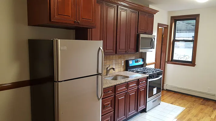 Rented by Virtual Real Estate | media 7