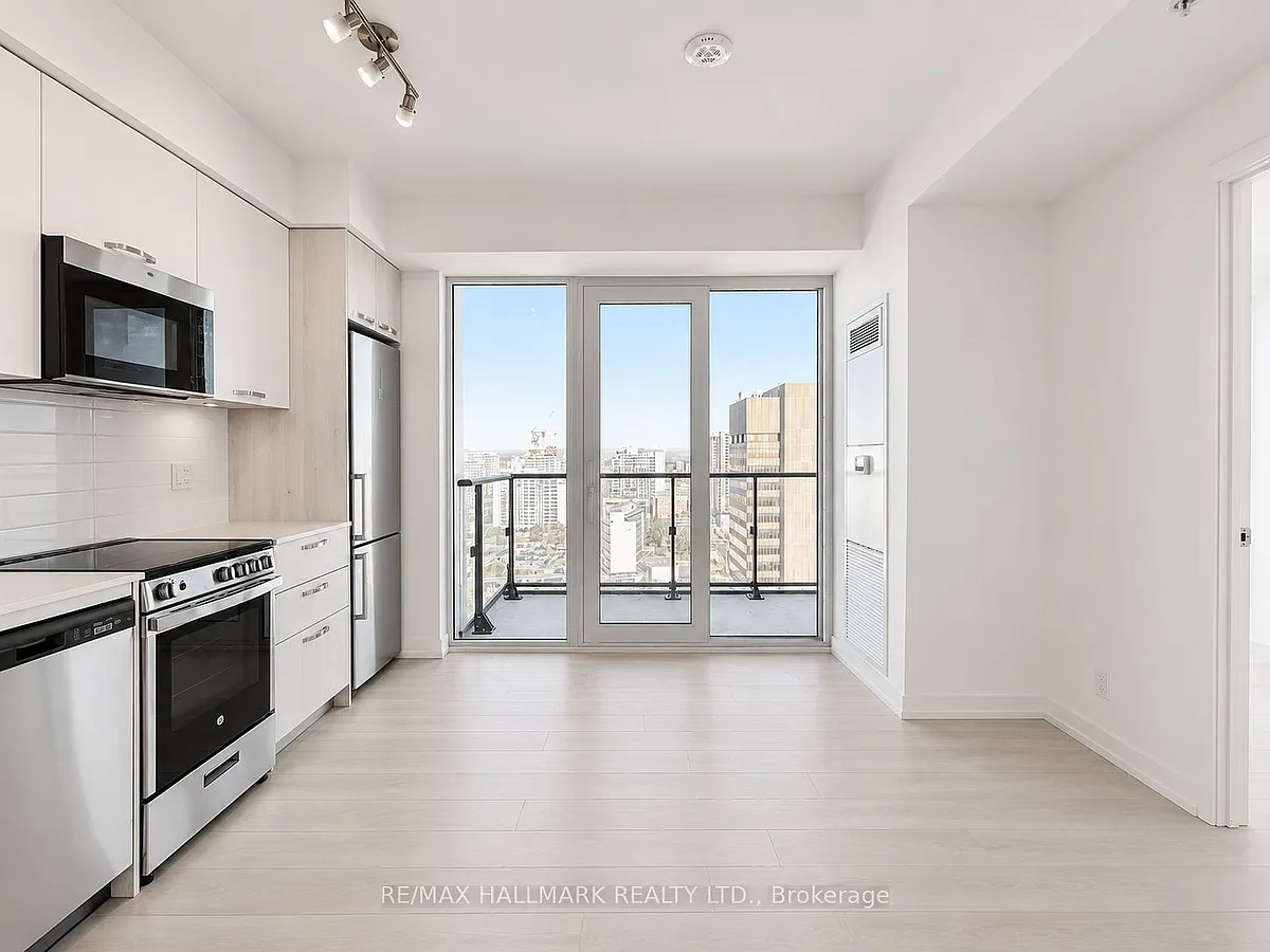 Building Photo - 75 James St S #2202