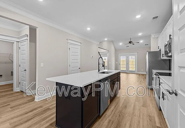 2103 Denmark Ave SE — Photo 7