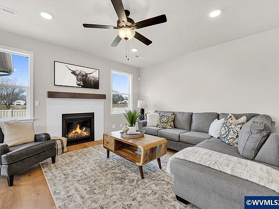 5th image of 3218 S 13th St