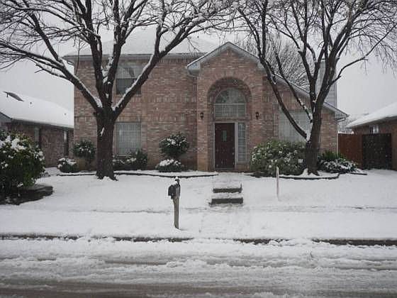 1st image of 2305 Silverthorn Ln