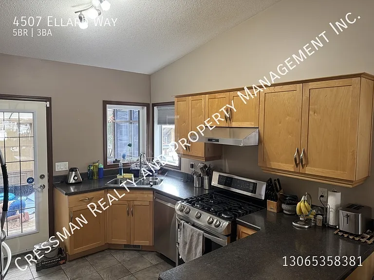 4507 Ellard Way — Photo 5