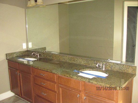4th image of 2083 Millcrest Dr