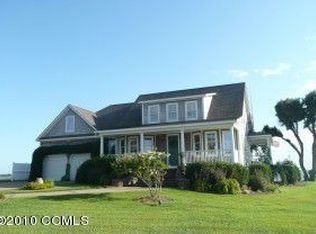 107 Webb Dr, Morehead City, NC 28557