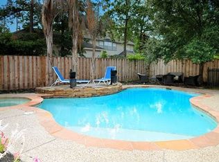 7 Woodmere Pl, Spring, TX 77381