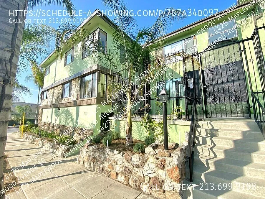 $0 Security Deposit+One Month Free-Lrg Upper 1 Bedroom/1 Bath Apt In Koreatown/East Hollywood — Photo 2