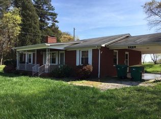 5464 Shallowford Rd, Lewisville, NC 27023