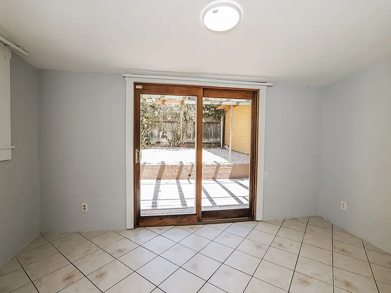 4692 Congress Ave — Photo 18