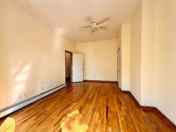 4th image of 1340 Jefferson Ave #2