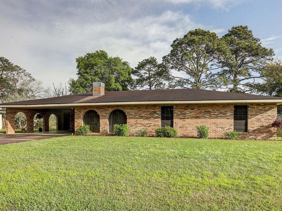 1st image of 233 Gulf Rose Dr