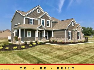 2244 Ledgestone Dr NW, Uniontown, OH 44685