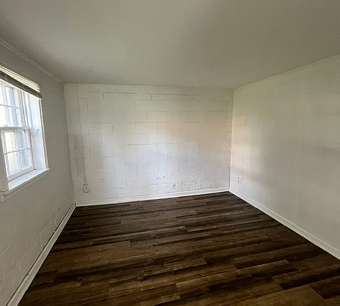2nd image of 3626 Holts Chapel Rd