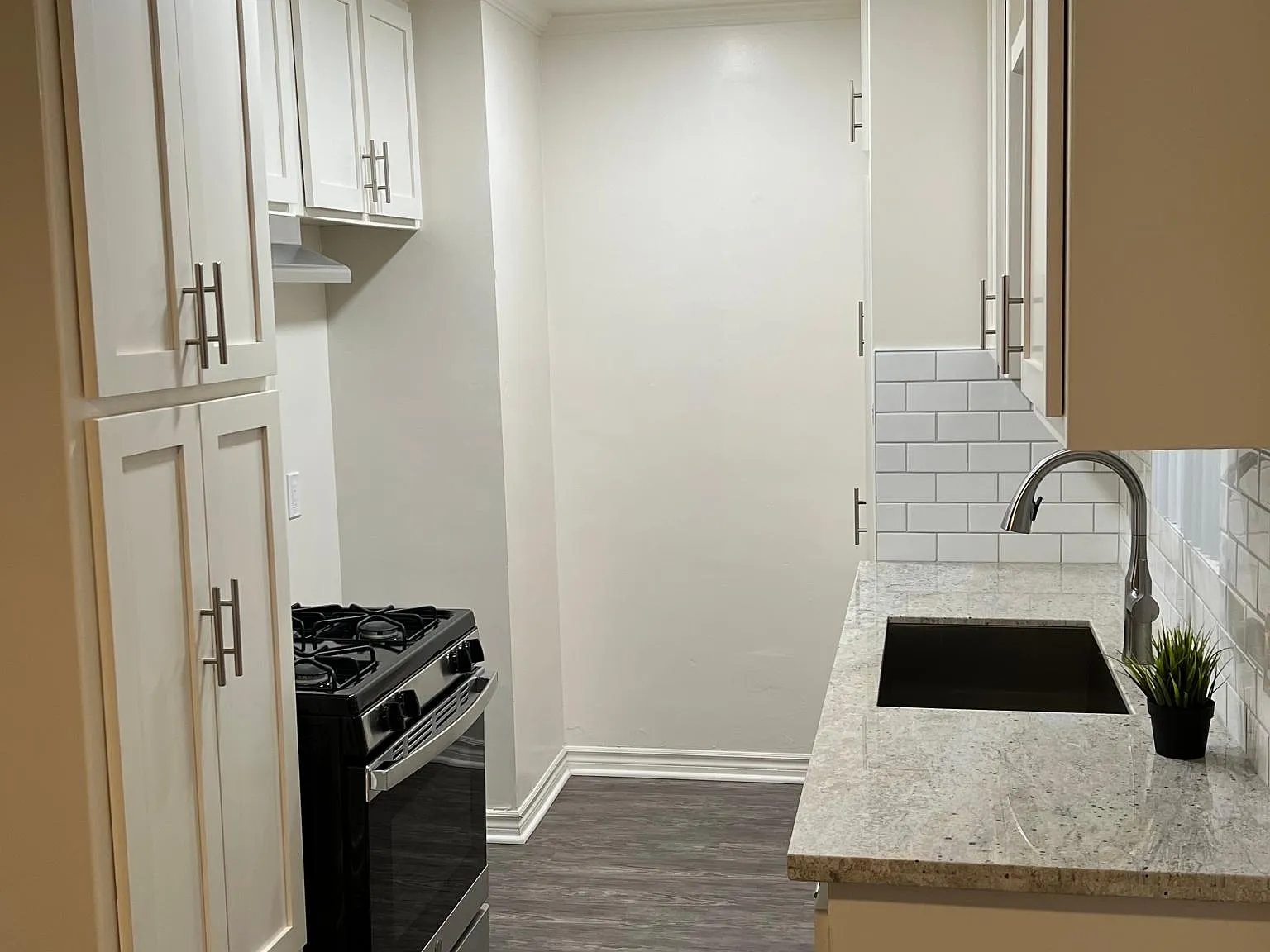 Heather Apartments — Photo 2