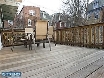4th image of 4814 Larchwood Ave