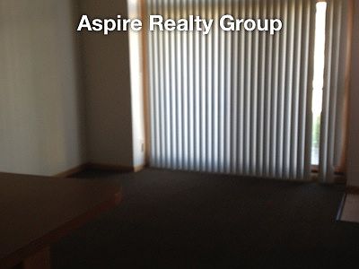 4th image of 2717 W Polk St #1