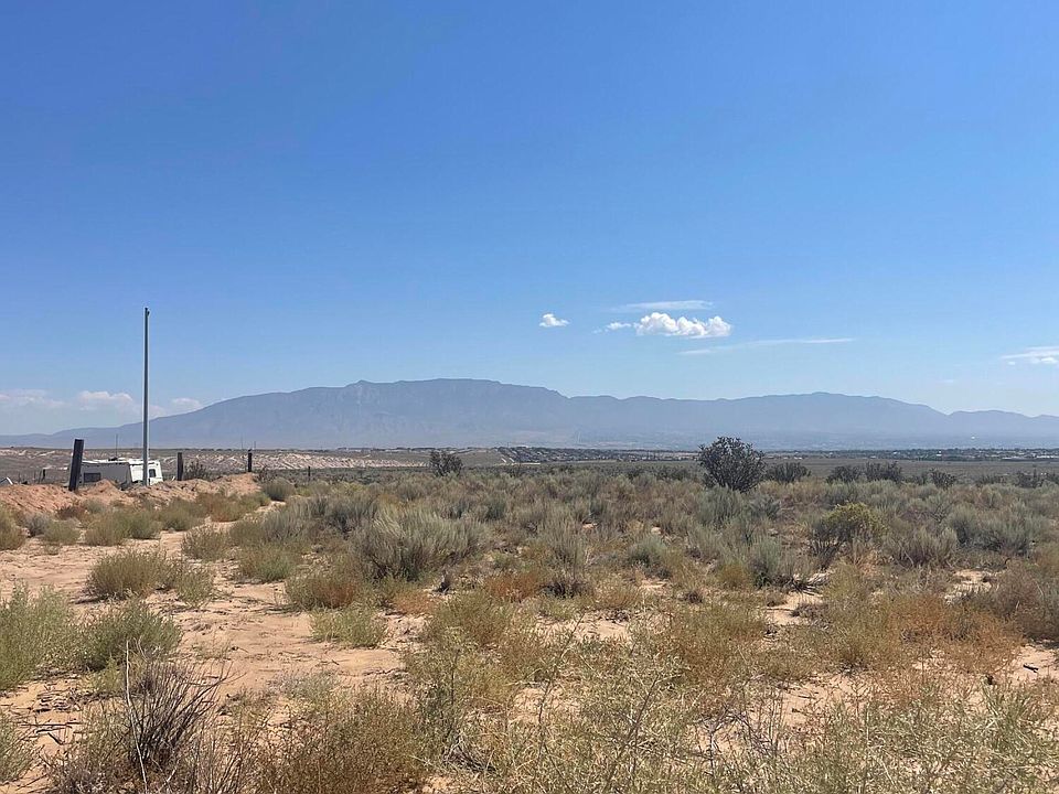 2nd image of 8th St SW