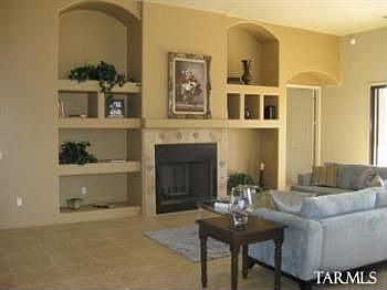 4th image of 2295 N Roanna Ct