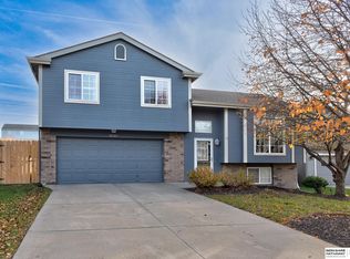14709 Meredith Ave, Omaha, NE 68116