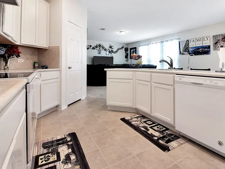 668 Bailey Park Dr — Photo 10