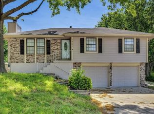 19101 E 12th Terrace Ct N, Independence, MO 64056