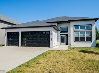 222 34th Ave E, West Fargo, ND 58078