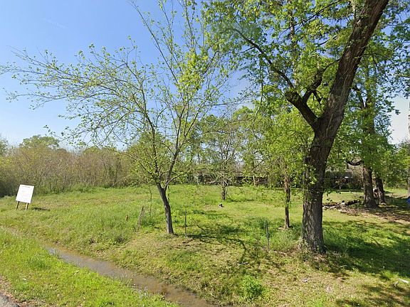 2nd image of 8709 Sunderland Rd