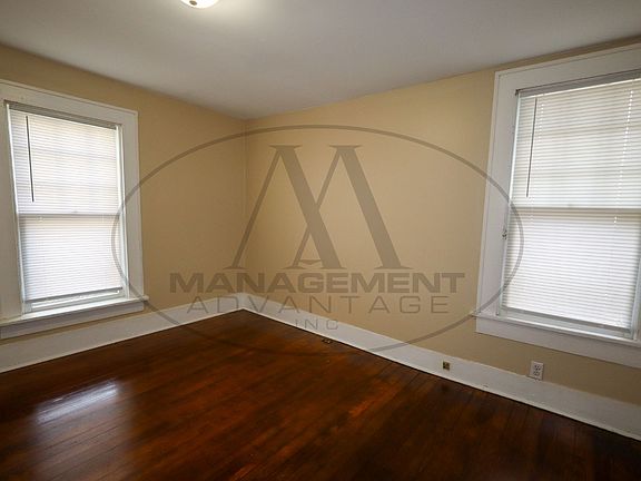 5th image of 1009-1011 S 12th St