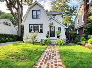 224 E Madison Ave, Dumont, NJ 07628