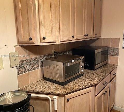 Kitchen cabinets