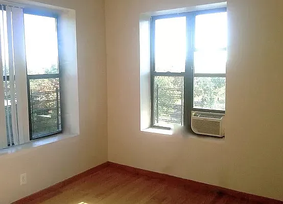 Rented by Executive Towers  | media 1