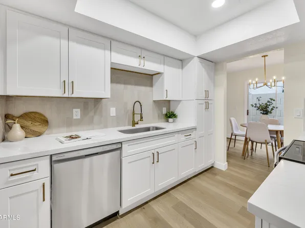 931 E VILLA RITA Drive, Phoenix, AZ 85022